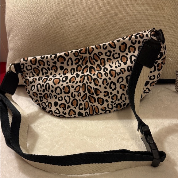 Brighton Wild Cat Print Belt Bag - Picture 4 of 10